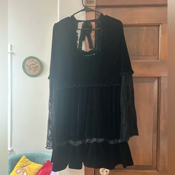 Killstar Prudence Velvet Dress - Picture 5 of 8